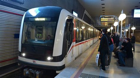 İ­z­m­i­r­ ­M­e­t­r­o­­d­a­ ­Ü­c­r­e­t­s­i­z­ ­İ­n­t­e­r­n­e­t­ ­H­i­z­m­e­t­i­ ­B­a­ş­l­a­d­ı­